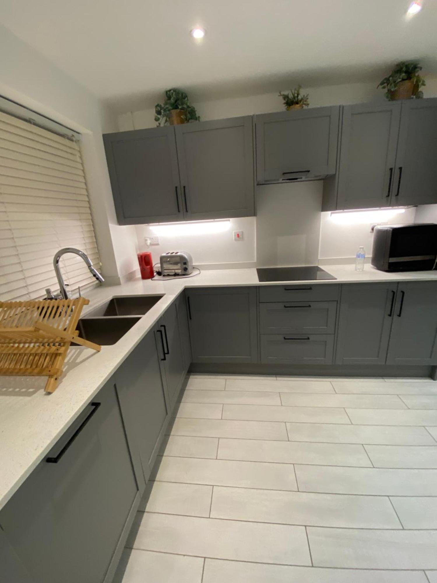 The Bay Apartment Edgware Екстер'єр фото