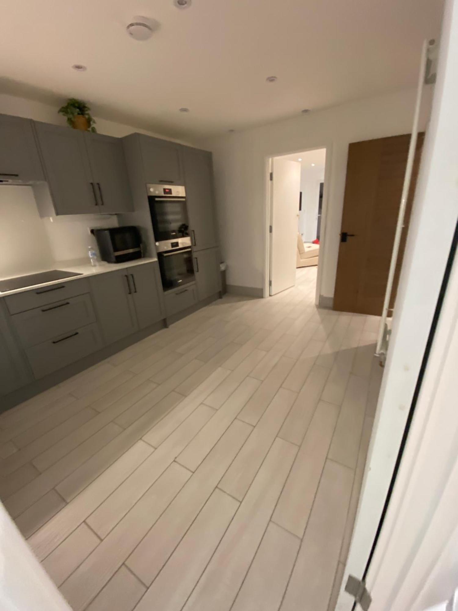 The Bay Apartment Edgware Екстер'єр фото