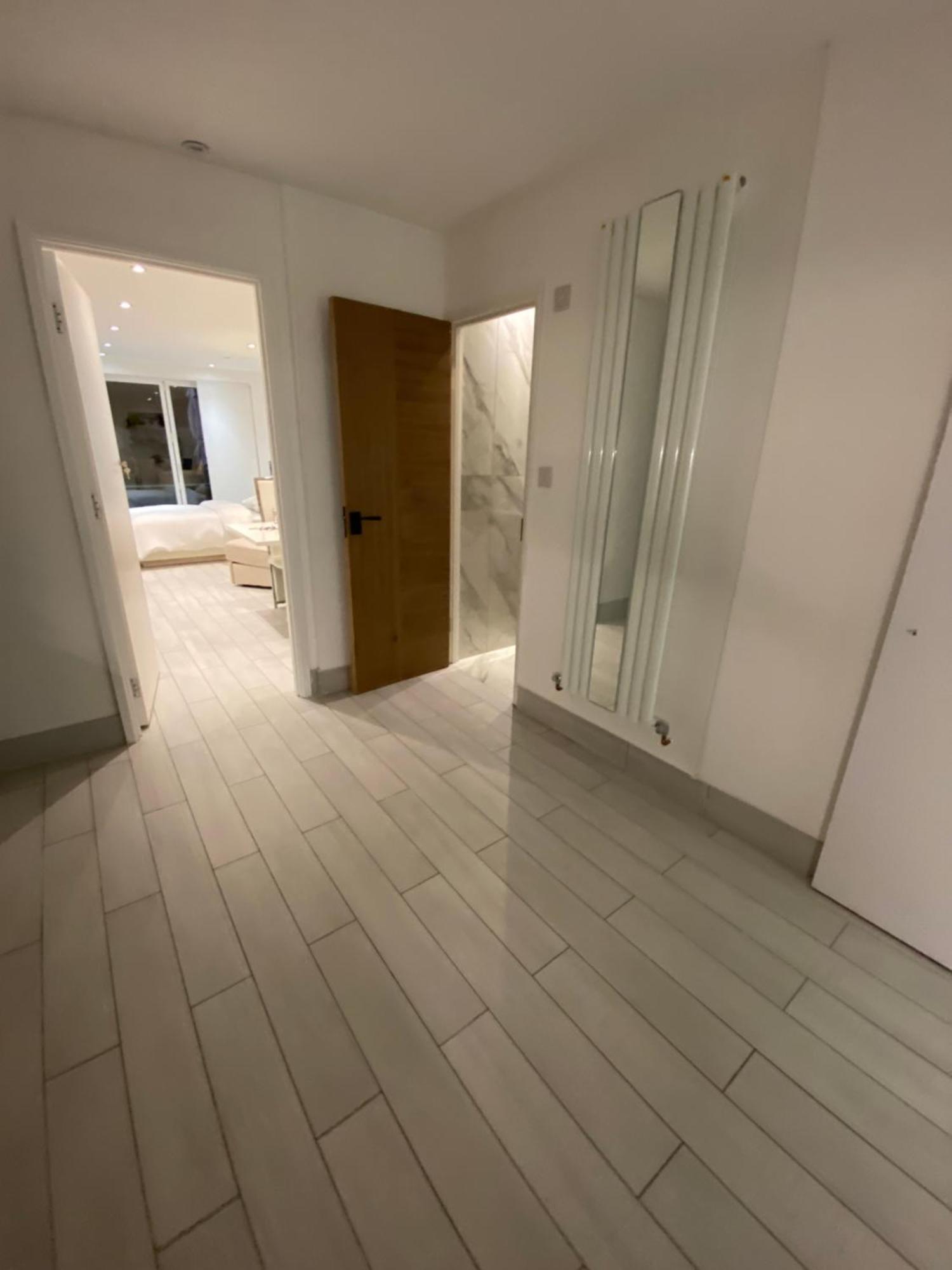 The Bay Apartment Edgware Екстер'єр фото